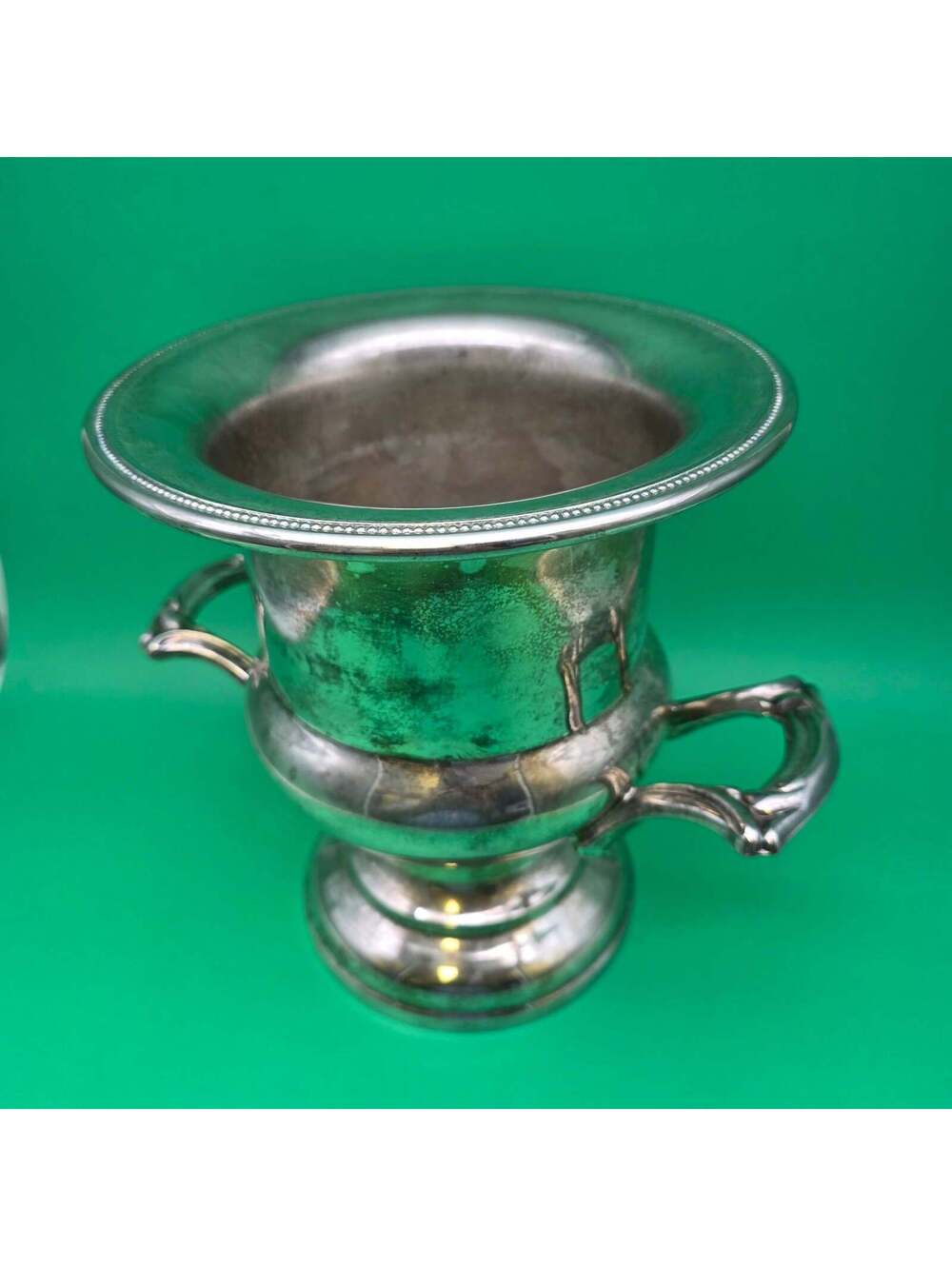 Vintage Oneida Silver Plated Champagne Ice Bucket Chiller Urn Trophy Handles - Picture 10 of 10